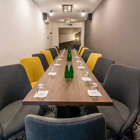 Hotell Lavender 3*